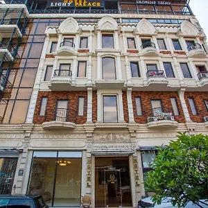 3* Hotel Light Palace